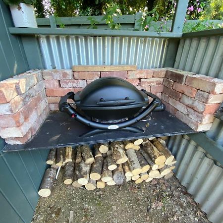 Cosy Double Shepherds Hut In Beautiful Wicklow With Underfloor Heating Throughout Rathnew エクステリア 写真