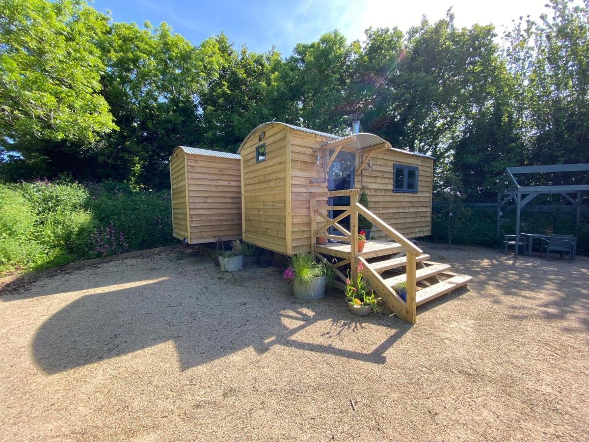 Cosy Double Shepherds Hut In Beautiful Wicklow With Underfloor Heating Throughout Rathnew エクステリア 写真