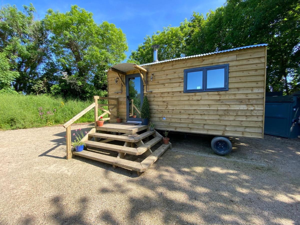 Cosy Double Shepherds Hut In Beautiful Wicklow With Underfloor Heating Throughout Rathnew エクステリア 写真